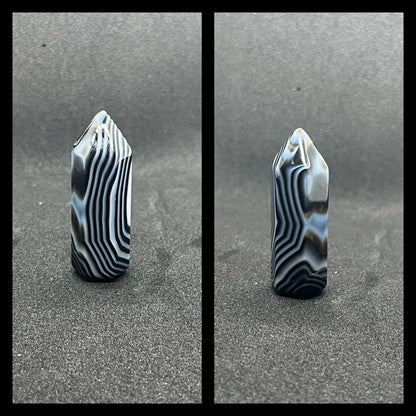 Mini Black Banded Agate points